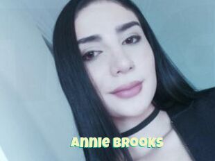 Annie_Brooks