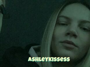 AshleyKissess