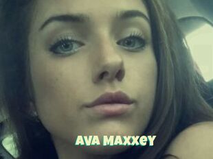 Ava_Maxxey