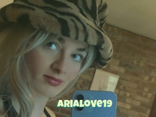 Arialove19