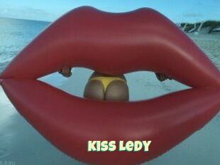 Kiss_Ledy