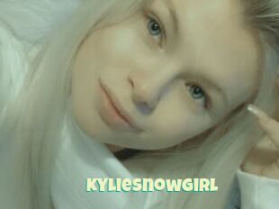 KylieSnowGirl