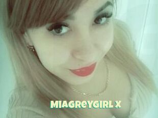 MiaGreyGirl_X