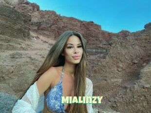 MiaLinzy