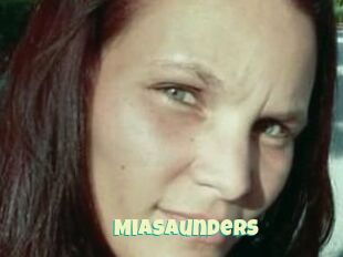 MiaSaunders