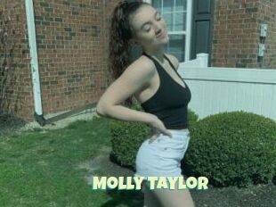 Molly_Taylor