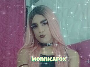 MonnicaFox