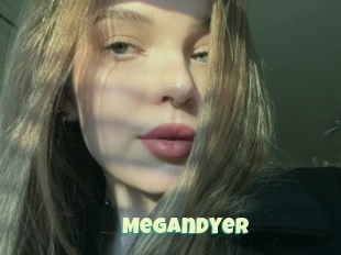 Megandyer