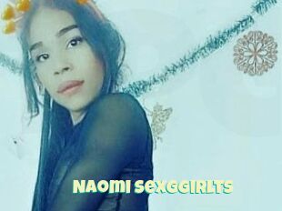 Naomi_Sexggirlts