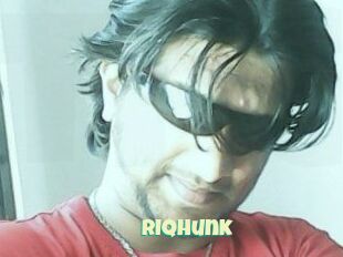 RIQhunk