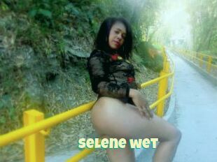 Selene_wet