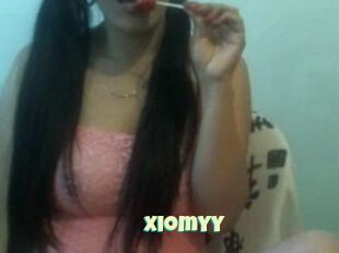 Xiomyy_