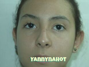 YannynaHot